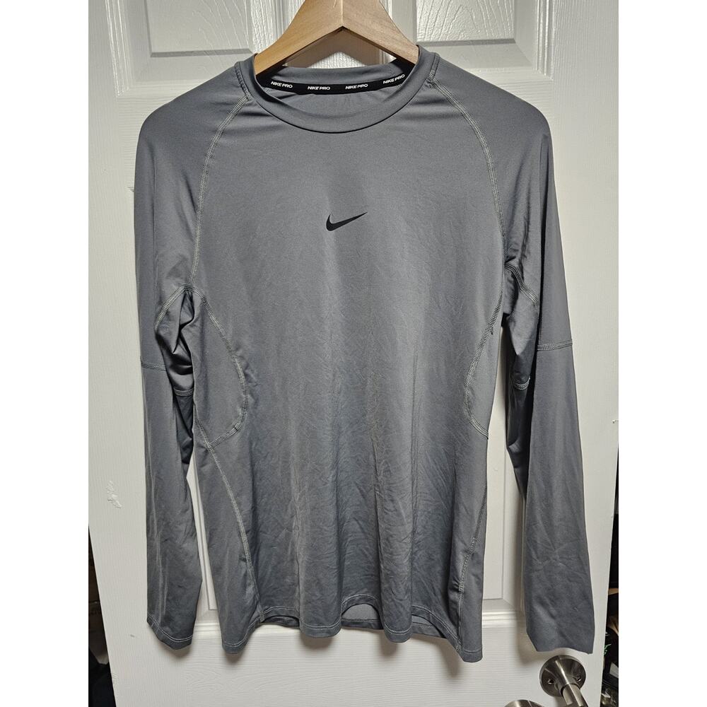 Nike Pro Dri-FIT Shirt Mens Medium Gray Long Sleeve Slim Fit Athletic
